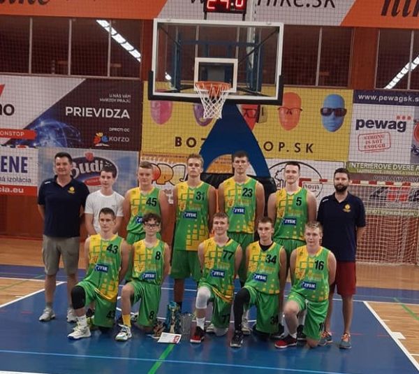 Kadeti U17 ŠBK Junior Levice vyhrali medzinárodný turnaj v Prievidzi