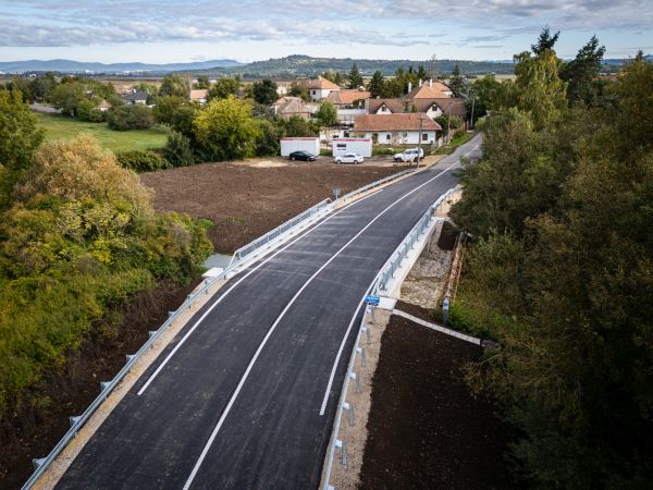 V Starom Hrádku otvorili zrekonštruovaný most