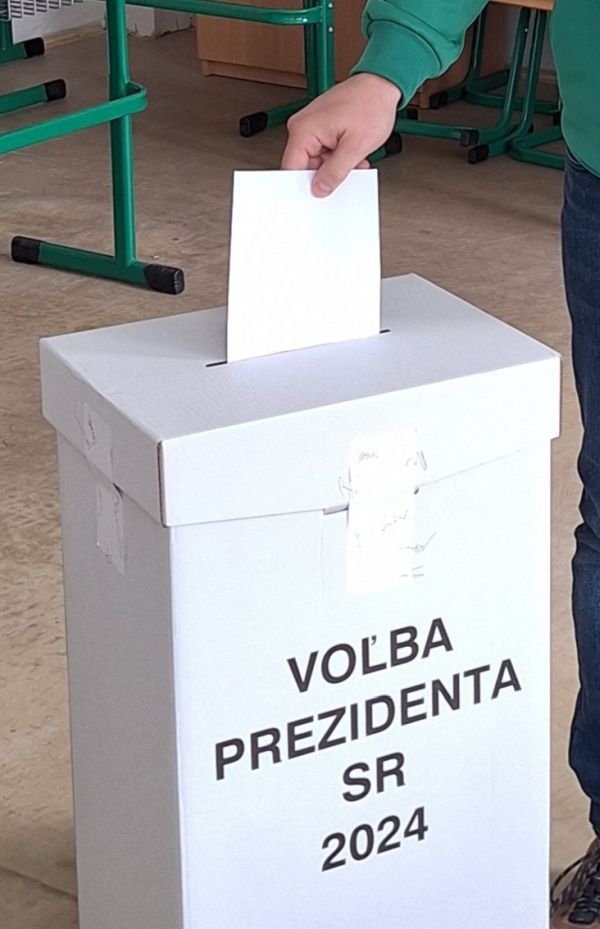 Peter Pellegrini v okrese Levice predčil Ivana Korčoka v 2. kole prezidentských volieb o 15,53% Peter Pellegrini v okrese Levice predčil Ivana Korčoka v 2. kole prezidentských volieb o 15,53%