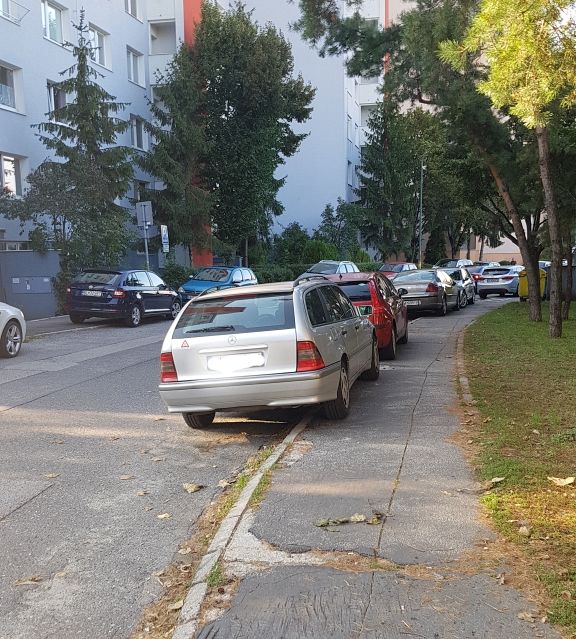 Od 1. októbra vstúpila do platnosti tzv. chodníková novela