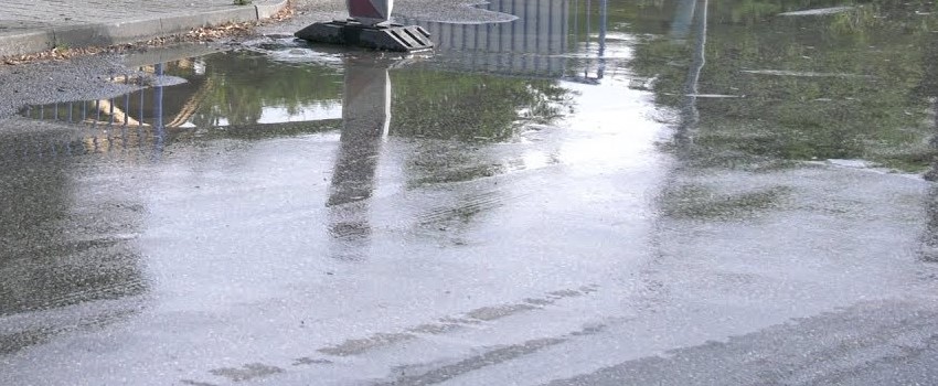 V Leviciach došlo k závažnej poruche na rozvodnom vodovodnom potrubí