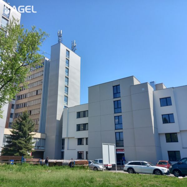 Od 19. decembra sa v Nemocnici Agel Levice začína obmedzený vianočný režim