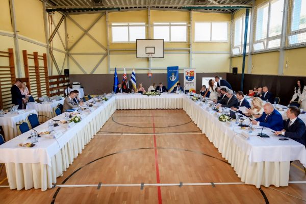 Vláda SR podporí rozvoj okresov Levice, Komárno a Šaľa sumou 1,888 milióna eur