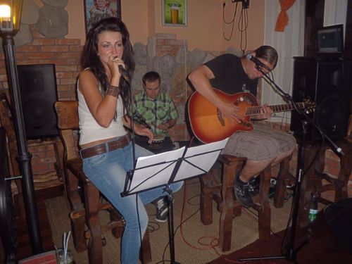 Unplugged hudobná skupina Čo príde