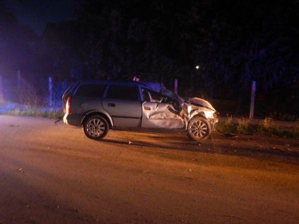V obci Lok sa stala dopravná nehoda osobného vozidla, jedna osoba sa zranila