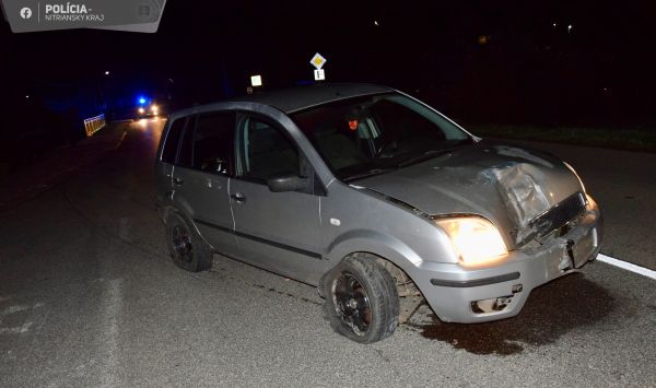 V Čaradiciach vodič narazil do ochranného ostrovčeka, nafúkal 2 promile V Čaradiciach vodič narazil do ochranného ostrovčeka, nafúkal 2 promile