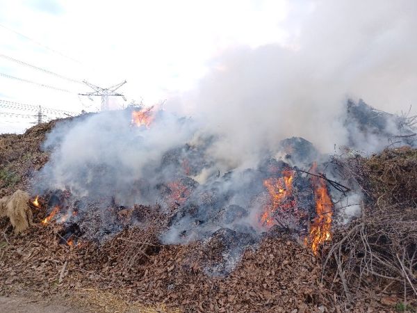 V katastri obce Starý Tekov horela skládka bioodpadu V katastri obce Starý Tekov horela skládka bioodpadu