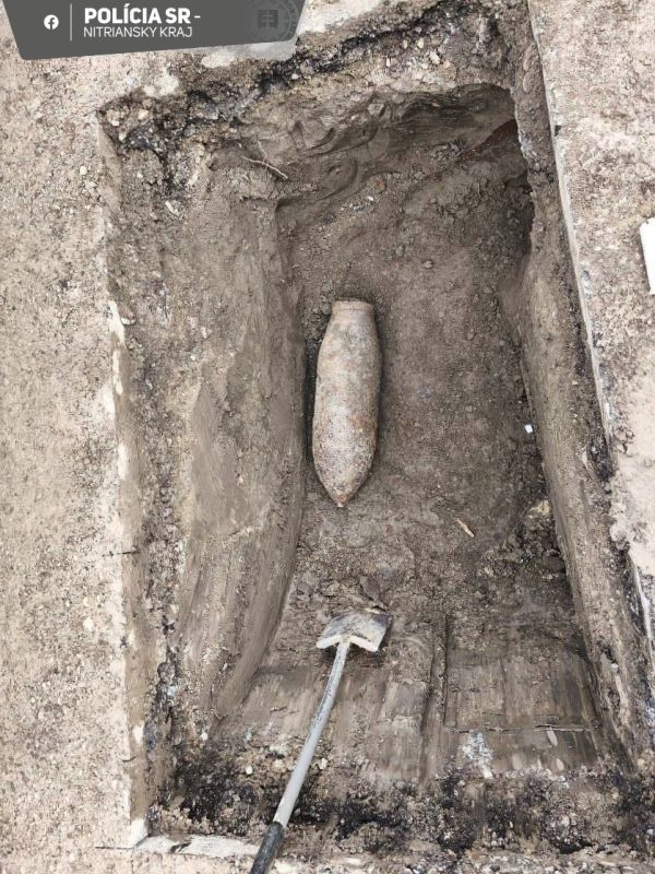V obci Svodín našli pri výkopových prácach leteckú bombu z druhej svetovej vojny, museli evakuovať obyvateľov