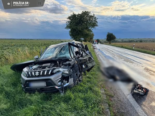 Pri obci Semerovo vyhasol po tragickej dopravnej nehode jeden ľudský život