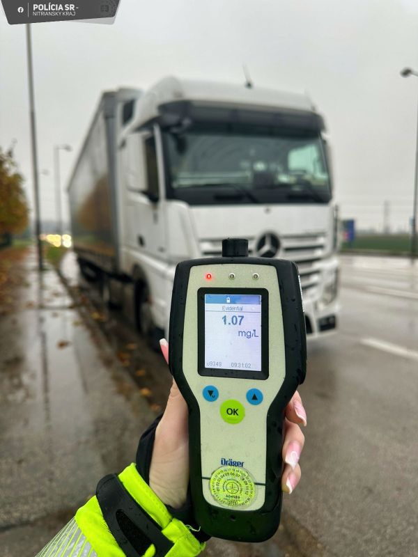 Kamionista v Leviciach nafúkal vyše 2 promile alkoholu Kamionista v Leviciach nafúkal vyše 2 promile alkoholu