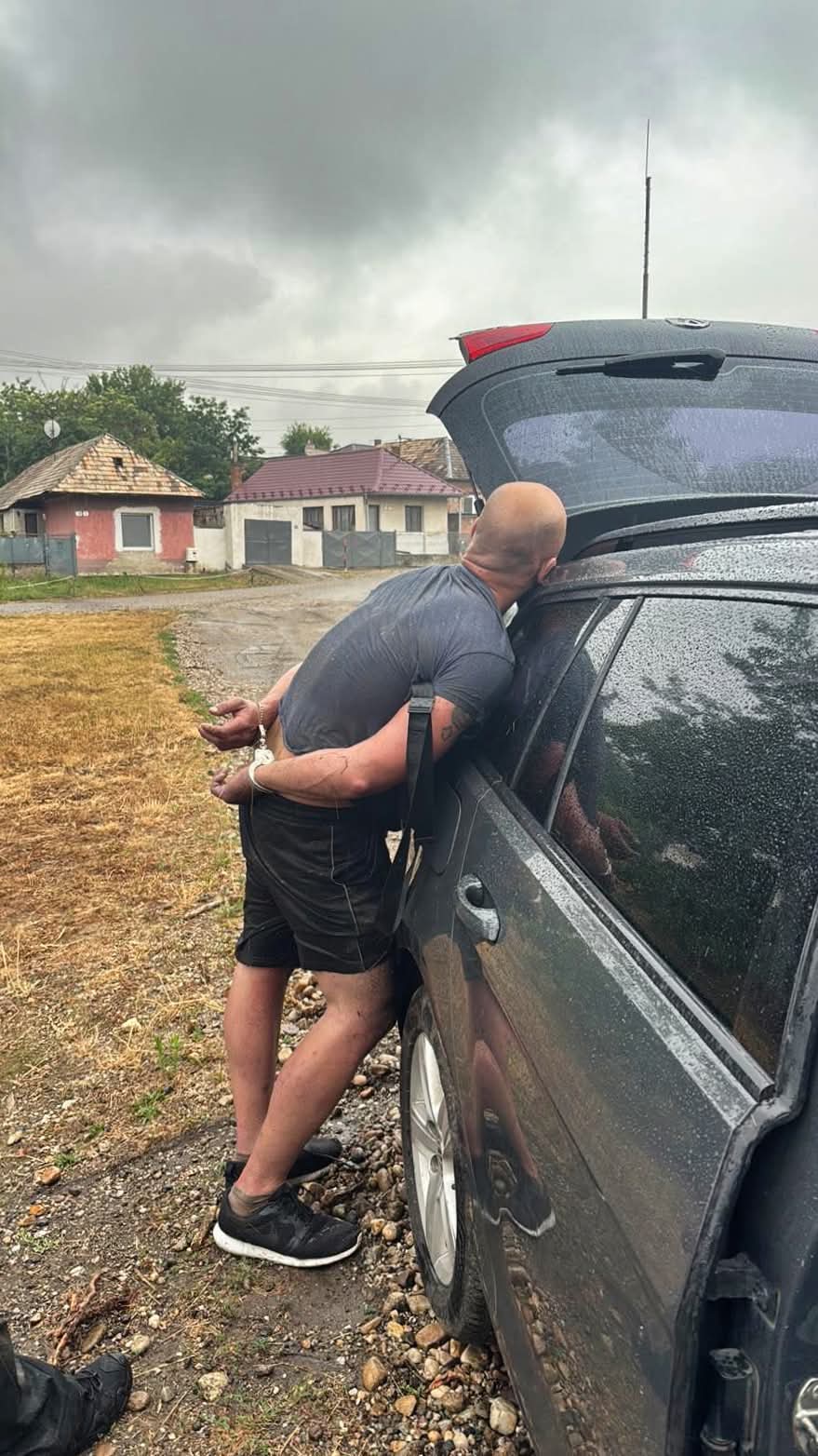 V Pohronskom Ruskove vodič prekročil rýchlosť jazdy, policajtom chcel ujsť