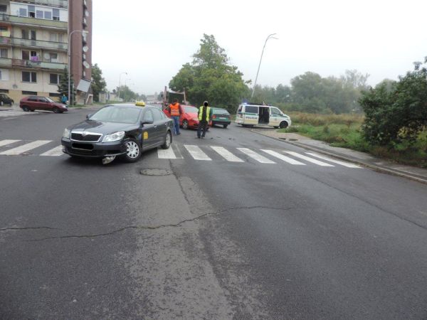 Dopravná nehoda na križovatke ulíc Ku Bratke a&nbsp;Ul. Zd. Nejedlého