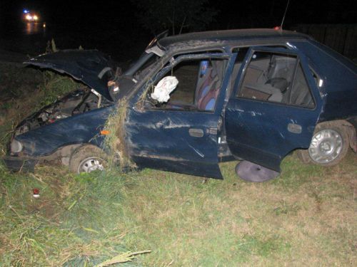 Medzi Šahami a Tešmakom vyšla s autom mimo cesty, 15.9.2012
