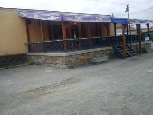 Opitého muža v Hokovciach nezastavila ani streľba