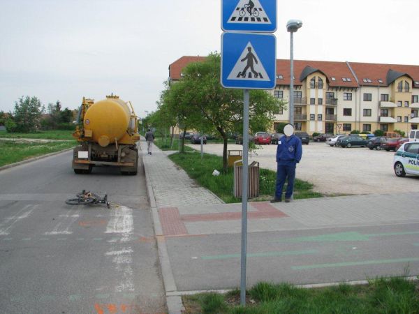 Pri dopravnej nehode v Želiezovciach dňa 2.5.2013 utrpel chlapec ťažké zranenia...