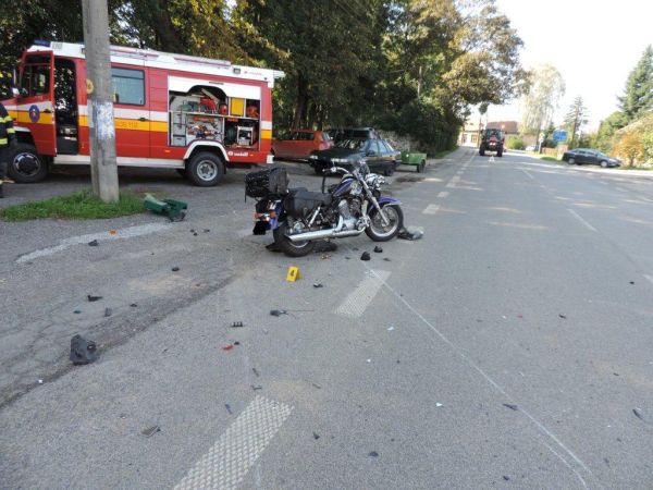 V Žemberovciach sa zrazilo auto s motocyklom, 28.9.2014