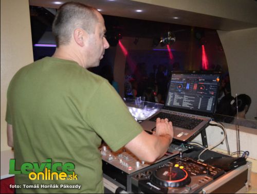 Rozlúčka s rokom 2011 v levickom Bowlingu vo fotografiách