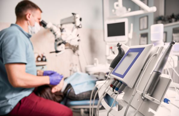 Ako prebieha endodoncia?