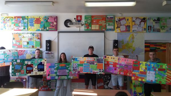 Na SOŠ technickej v Tlmačoch sa uskutočnilo celoškolské kolo súťaže Túry do literatúry Na SOŠ technickej v Tlmačoch sa uskutočnilo celoškolské kolo súťaže Túry do literatúry