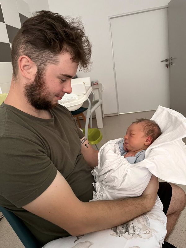 Po tragickej dopravnej nehode medzi Levicami a Tlmačmi zostal malý chlapček bez otca, na pomoc rodine založili zbierku