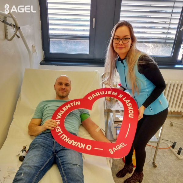 Na Valentína darovali v levickej nemocnici krv s láskou