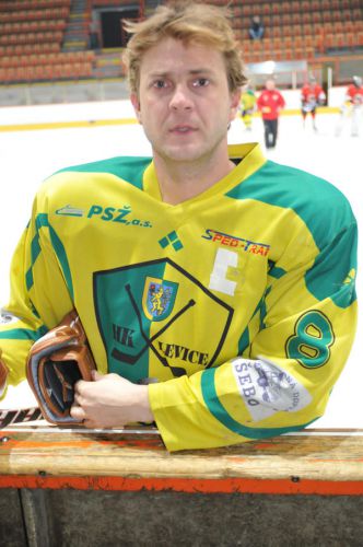 Anketa o najsexi levického hokejistu