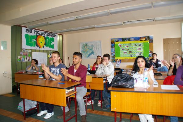 Na levickej SOŠ Pod amfiteátrom sa revitalizovala školská knižnica