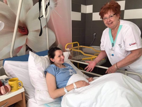 Vedúca sestra z levickej pôrodnice pomáha bábätkám pri príchode na svet už 51 rokov