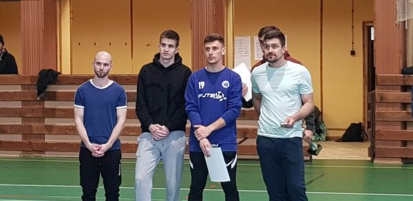 Víťazom turnaja v malom futbale MÚMF Levice sa stalo mužstvo Capitol Víťazom turnaja v malom futbale MÚMF Levice sa stalo mužstvo Capitol