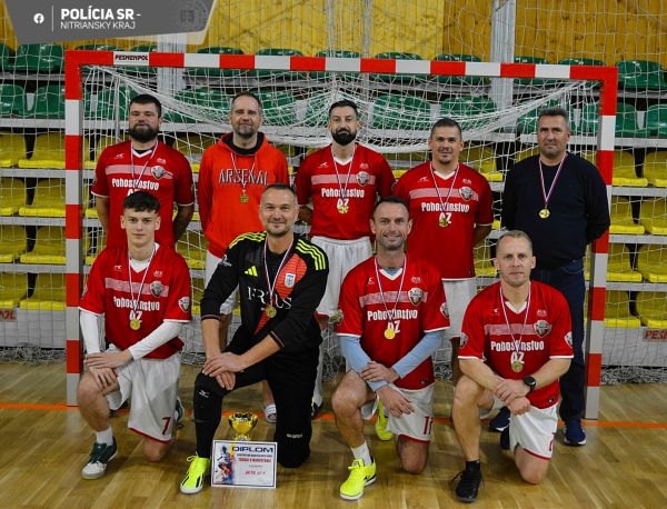 V Leviciach sa konal medzirezortný minifutbalový turnaj o pohár okresného riaditeľa Policajného zboru