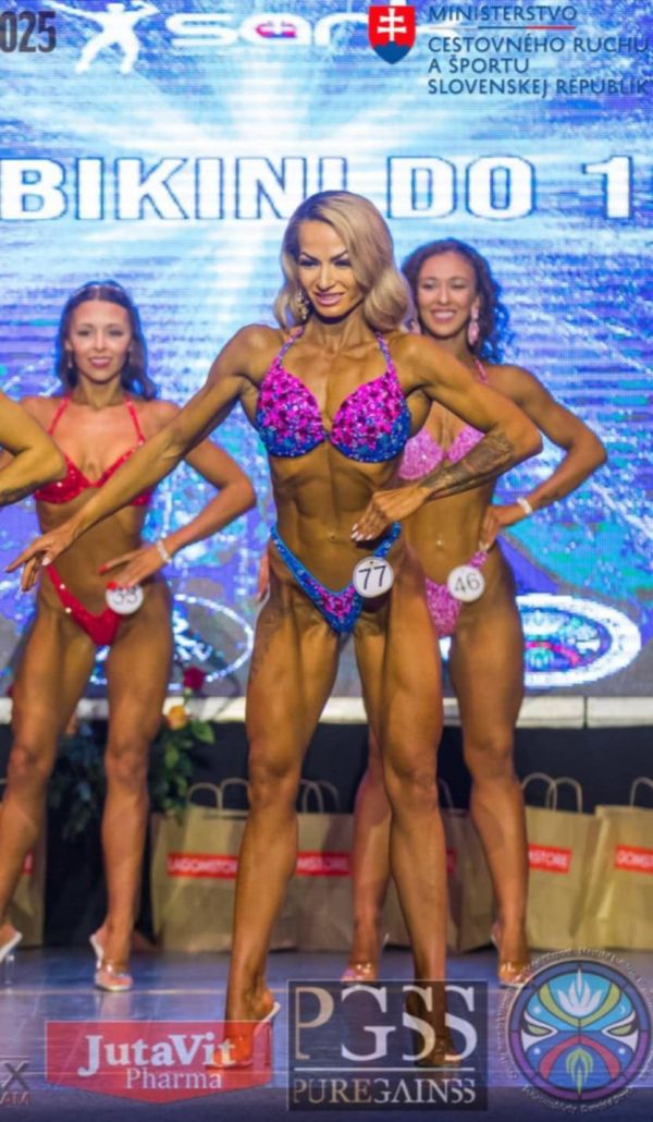 Fantastická bilancia jarnej sezóny Zuzany Chmelovicsovej - z troch súťaží priniesla šesť zlatých, dve strieborné a jednu bronzovú medailu