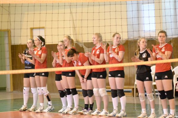 Juniorky zdolali Púchovčanky, kadetky Previdžanky a staršie žiačky Trnavčanky