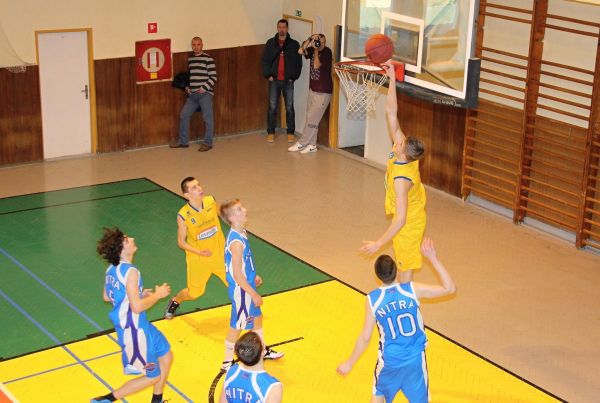 Kadeti nestačili na Spišiakov a Svit, žiakov potrápili Nitrančania