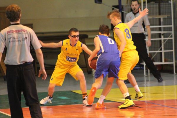 Víťazstvá starších žiakov ŠBK Junior Levice, mladší minibasketbalisti ukončili sezónu