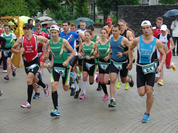 Ani na 2. ročníku Dunajského duatlonu sa levický športovci nestratili