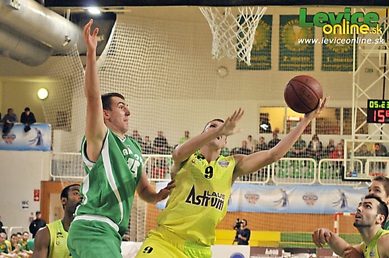 Astrum Levice si poľahky poradil s Baníkom Handlová + fotografie a rozhovory
