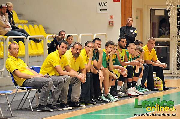 bk levicki patrioti - edymax spu nitra 4 kolo extraliga 16102013 20131016 1307865601