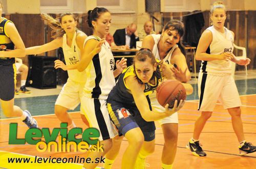 Košičanky nedali šancu bojovným Levičankám + fotografie