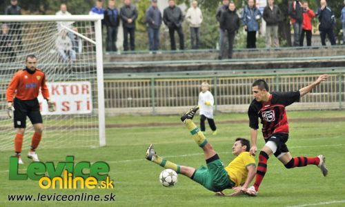 Levickí futbalisti odišli z Nových Zámkov s poriadnym výpraskom