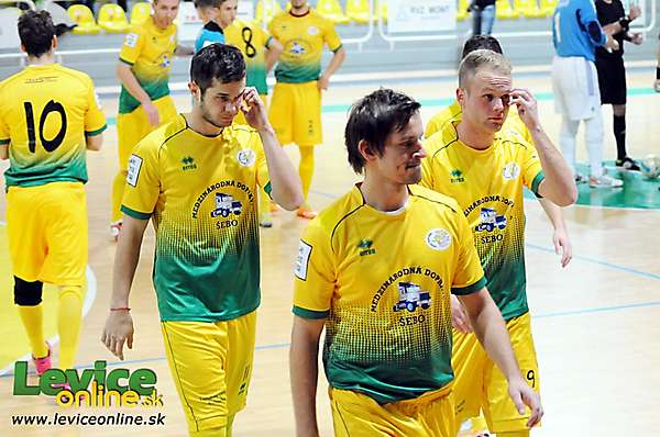 Slov-Matic FOFO Bratislava - Futsal Team Levice, 8. kolo, extraliga, 29.11.2013