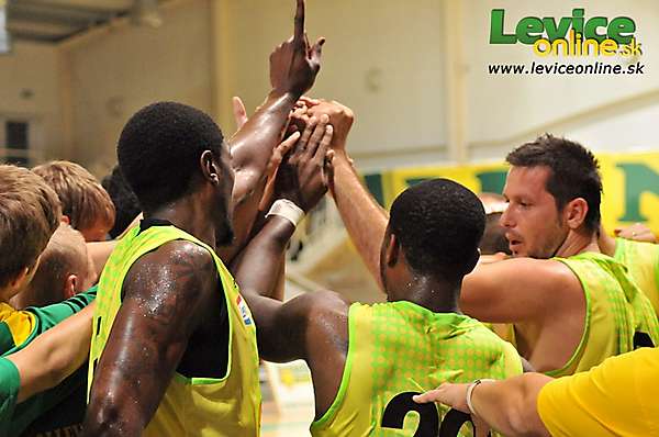 levicki patrioti - mbk rieker komarno 2 kolo extraliga 7102013 20131007 1003230195