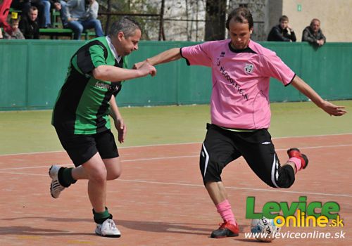 Fotoreport zo zápasu Rapiďáci - TJ Neodolateľní a 17. kolo MÚMF Levice