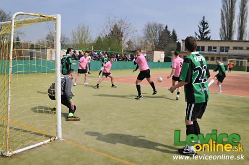 Fotoreport zo zápasu Rapiďáci - TJ Neodolateľní a 17. kolo MÚMF Levice