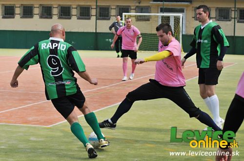 Fotoreport zo zápasu Rapiďáci - TJ Neodolateľní a 17. kolo MÚMF Levice