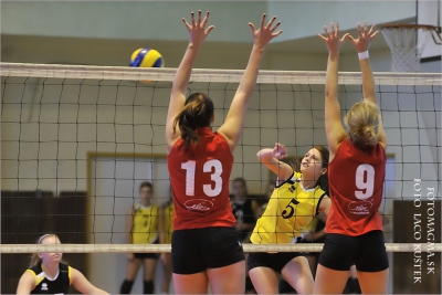 Víťazstvo aj prehra levických juniorských volejbalistiek v Púchove Víťazstvo aj prehra levických juniorských volejbalistiek v Púchove