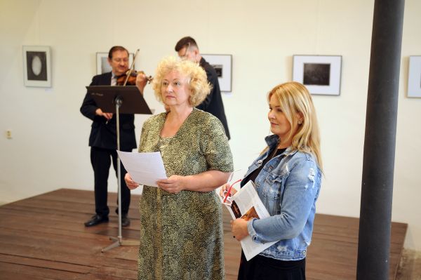 V Šahách ukončili fotografickú výstavu Lajosa Gombosa (video + foto)