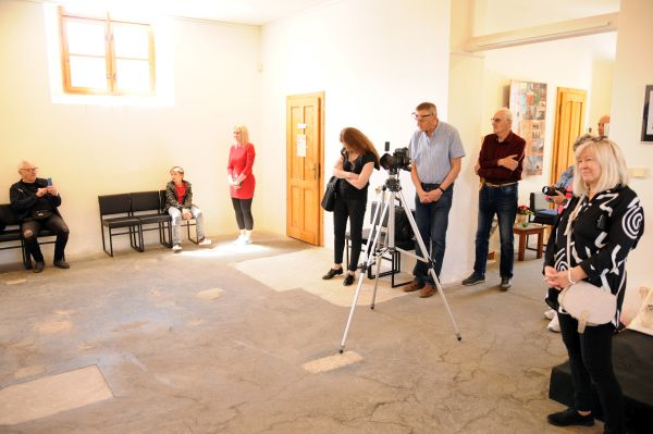 V Šahách ukončili fotografickú výstavu Lajosa Gombosa (video + foto)