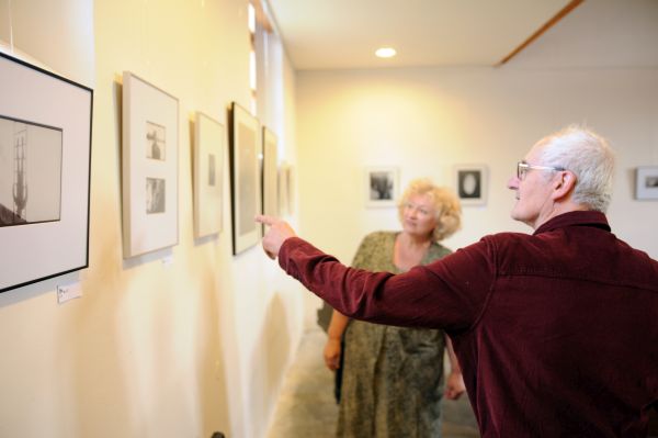 V Šahách ukončili fotografickú výstavu Lajosa Gombosa (video + foto)