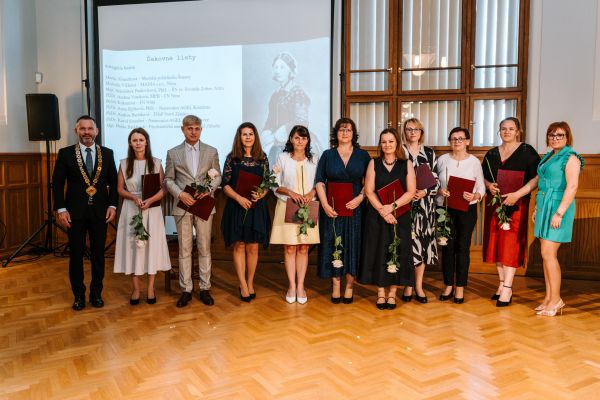 Nitriansky samosprávny kraj ocenil najlepších zdravotníckych pracovníkov z regiónu Nitriansky samosprávny kraj ocenil najlepších zdravotníckych pracovníkov z regiónu