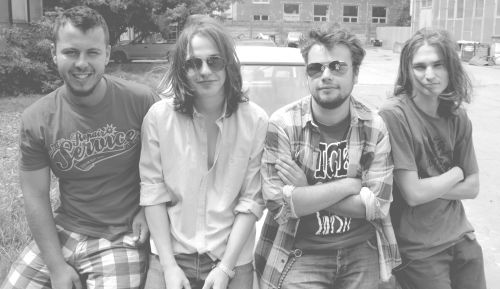 Rozhovor s levickou skupinou RODRIGOKRUZ - ...hudba vyjadruje rozpoloženie spoločnej kapelnej duše. Rozhovor s levickou skupinou RODRIGOKRUZ - ...hudba vyjadruje rozpoloženie spoločnej kapelnej duše.